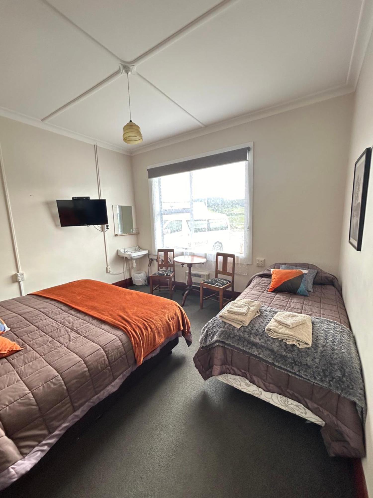 Beaumont Hotel And Holiday Park Lawrence Bagian luar foto