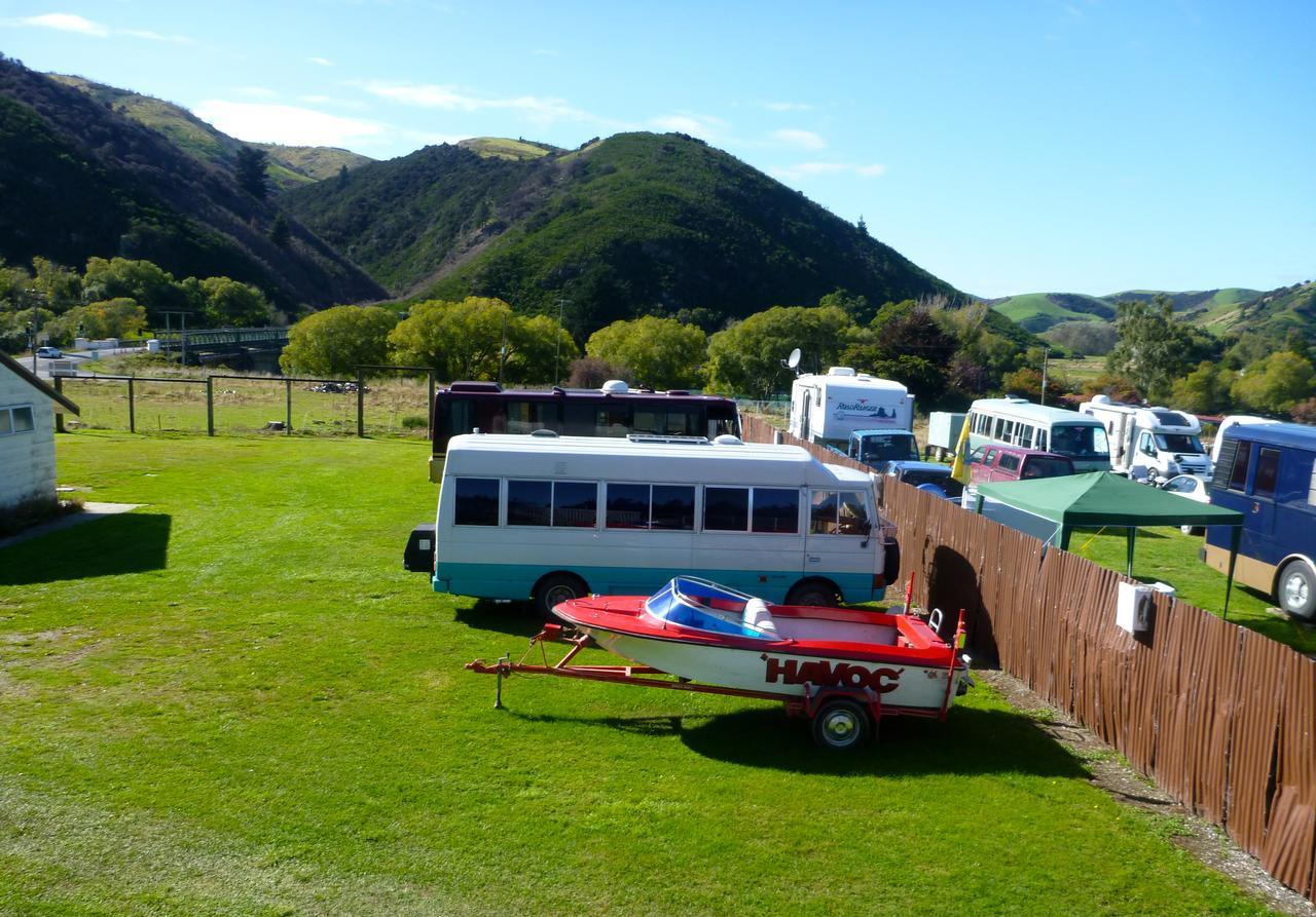 Beaumont Hotel And Holiday Park Lawrence Bagian luar foto